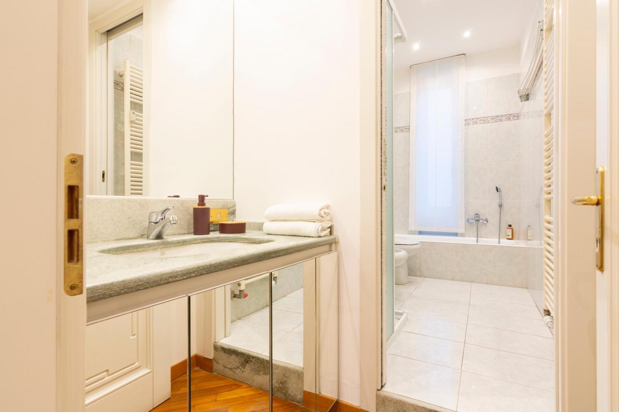 Caseospitali - Casa Mimosa Perfect For Family Or Groups Up To 5 米兰 外观 照片